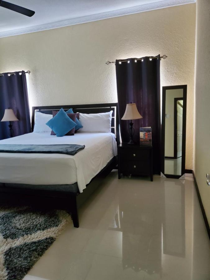 Maison Romantique Kingston Luaran gambar